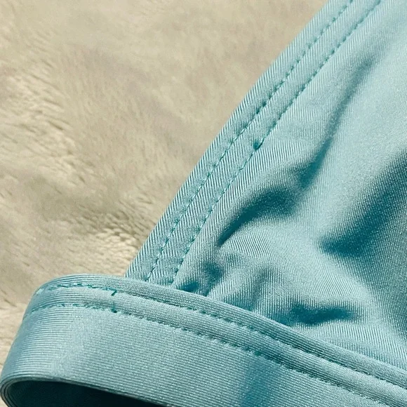 Kate Spade Tortoise Heart Buckle Detail Bikini Top Removable Soft Cup - Picture 7 of 8